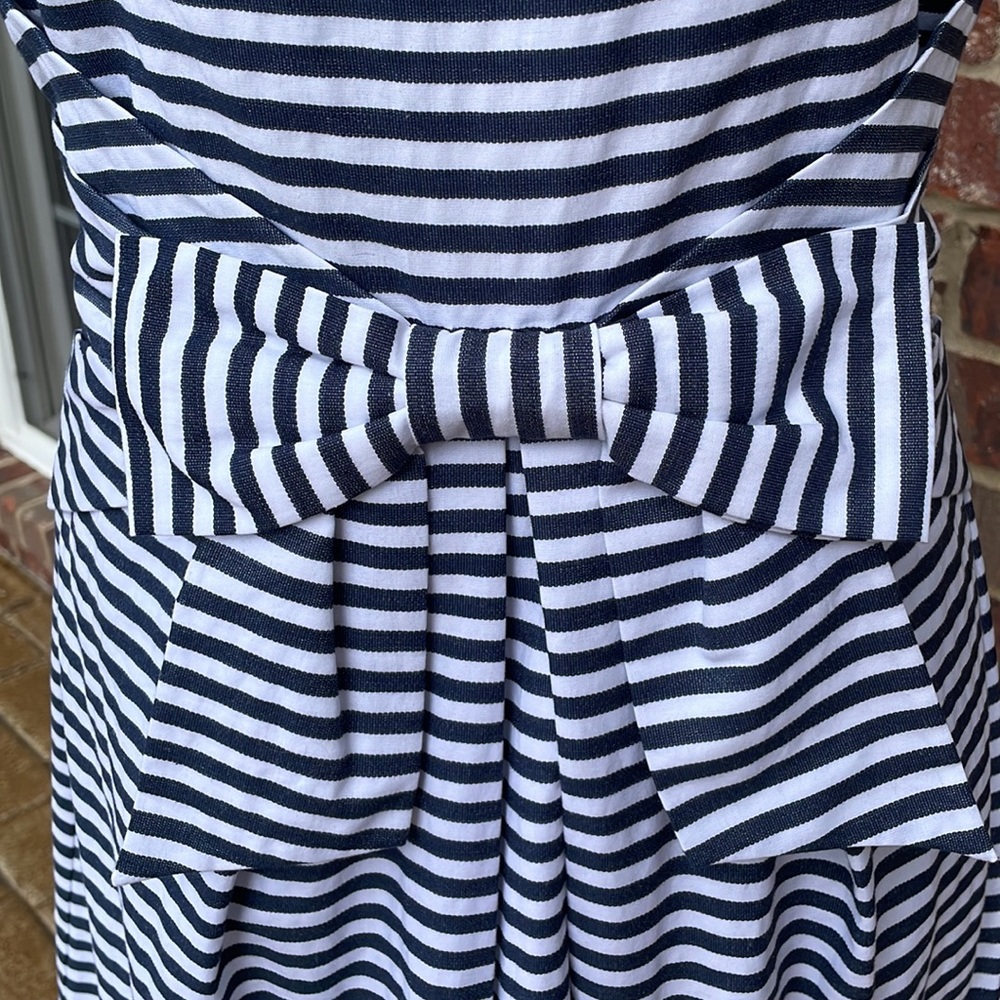 Kate Spade ♠️ Dress - Picture 3 of 10